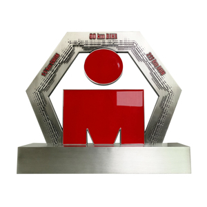 Trophées exclusifs du championnat Ironman de <span class=keywords><strong>la</strong></span> course à pied Marathon Sports personnalisés Gris d'or pour le gagnant de <span class=keywords><strong>la</strong></span> première place - Product Image 2