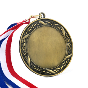 Personalizza il Tuo Logo Gratuitamente su Medaglie Sportive in Lega di Zinco Placcata di Alta Qualità, Disponibili in Stock e Senza Necessità di <span class=keywords><strong>Stampi</strong></span> - Product Image 4