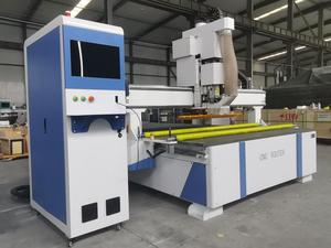 Machine de fraisage CNC 1325 ATC de fabrication chinoise avec 12 changeurs d'outils automatiques sous <span class=keywords><strong>portique</strong></span>, routeur CNC ATC haute vitesse - Product Image 4