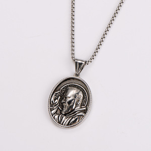 Collier pendentif médaillon portrait de Saint <span class=keywords><strong>Padre</strong></span> <span class=keywords><strong>Pio</strong></span>, plaqué or 18 carats, acier inoxydable, bijoux religieux chrétiens tendance - Product Image 2