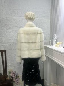 2025 натуральная белая шуба из норки, качественная зимняя Классическая короткая шуба из норки для женщин - Product Image 5