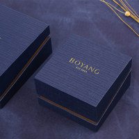 Boyang Luxus benutzer definierte Logo Papier Schulter Box Stil Schmuck Verpackung Box Hochzeits schmuck Ring Box