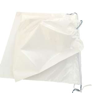 ถุงอาเจียนพลาสติก LDPE สีขาวสำหรับใช้ในโรงพยาบาล พร้อมเชือกสองเส้นและแผ่นซับเหงื่อ สำหรับผู้สูงอายุในบ้านพักคนชรา - Product Image 2