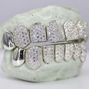 Venta al por mayor de joyería dental de plata 925 con moissanita estilo Provenza vintage, acabado con polvo de diamante, ajuste personalizado, estilo hip hop y de moda. - Product Image 2