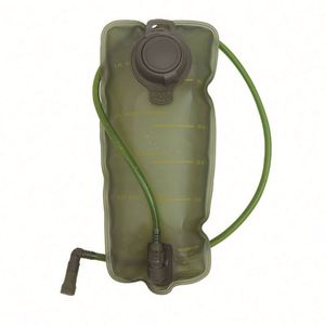Mochila de Hidratación con Bolsa de Agua de 2L - Product Image 1