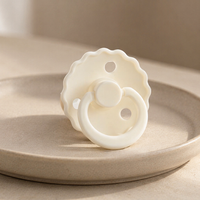 Sucette bébé professionnelle Meitai en silicone, beige crémeux, non toxique, écologique, sans BPA, à fleurs festonnées, 0-12 mois