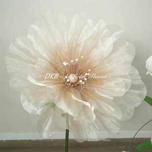DKB - Flores de Lirio de los Valles y Amapola Naranja Hechas a Mano con Papel Blanco de Alta Calidad para Decoración de Bodas y Fiestas - Product Image 2