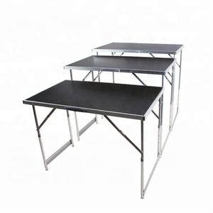 Tables pliantes pour le collage et <span class=keywords><strong>la</strong></span> découpe de papier peint - Product Image 1