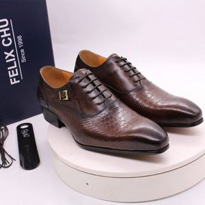 Nouvelles Chaussures Habillées en Cuir Véritable pour Hommes 2026, Respirantes, à Fermeture par Bride, Motif Floral, Isolantes, Idéales pour Mariage - Product Image 1