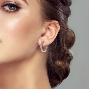 Orecchini a Cerchio per Donne, Accessorio Semplice per Uso Quotidiano, Gioiello di Moda per Outfit - Product Image 4