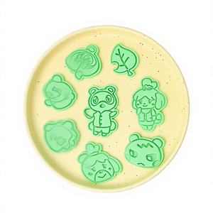 Molde para Galletas 3D de Dibujos Animados Pigeon Boss, Herramienta para Hornear y Estampar Arcilla DIY - Product Image 2