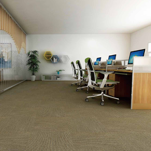 Dalles de moquette en PP écologiques, autocollantes, modernes, antidérapantes, 50x50, à coller, personnalisées pour usage résidentiel et commercial - Product Image 1