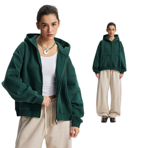 Felpa con Cappuccio Oversize Invernale da Uomo in Pile 370gsm Anti-Pilling Anti-Restringimento con Logo Personalizzato Streetwear - Product Image 6