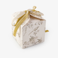 Prix d'usine Vente en gros Papier d'impression recyclé de luxe Carte Emballage personnalisé Boîte d'emballage cadeau avec ruban