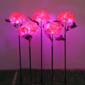 Lampe de sol LED Hortensia IP66 étanche, lumière florale en soie pour décoration extérieure de jardin et allée - Product Image 4
