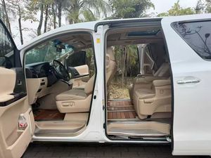 รถยนต์<span class=keywords><strong>มือสอง</strong></span> Toyota <span class=keywords><strong>Alphard</strong></span> ปี 2015 เครื่องยนต์ 3.5L V6 เกียร์อัตโนมัติ รุ่นหรู 7 ที่นั่ง MPV พวงมาลัยซ้าย ขาย - Product Image 5