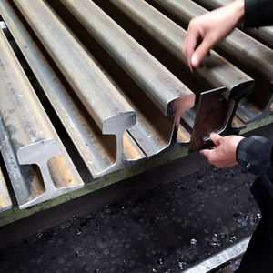 Rieles de Acero para Ferrocarril Ligero, Material de Vía Laminado en Caliente, Marca BAOGANG, Grado Q235B para Proyectos Industriales y de Transporte - Product Image 3