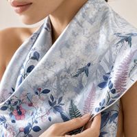 Écharpe carrée en soie de mûrier 100% de haute qualité, motif floral personnalisé, 16 mommes, 90*90 |   Châle décontracté de luxe en jacquard OEM ODM en gros