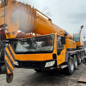 Grúa Móvil SANYY/X-C-M-G QY110 de 110 Toneladas con Pluma Hidráulica Pequeña, Disponible en Shanghái - Product Image 1