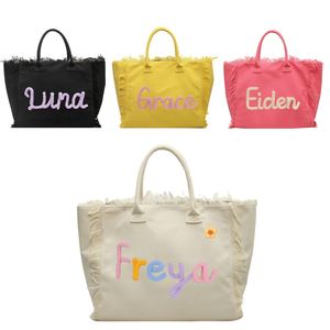 Bolsa de Lona para Damas de Honor, Personalizable con Bordado de Nombre, Asa con Flecos, Colores Mixtos, Accesorios de Viaje - Product Image 1
