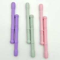 BHD nouveau Design Silicone dentition bâtons mâcher paille jouets de dentition pour nourrissons tout-petits avec brosses de nettoyage