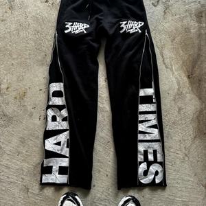 กางเกงคาร์โก้ผู้ชายผ้าเฟรนช์เทอร์รี่คุณภาพสูง 100% ผ้าฝ้าย น้ำหนักเบา พรีเมียม สไตล์วินเทจ มีซิปและกระเป๋า  รับสกรีนโลโก้ตามแบบ - Product Image 2