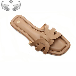 <span class=keywords><strong>Ciabatte</strong></span> e Sandali <span class=keywords><strong>Femminili</strong></span> alla Moda con Suola Piatta - Scarpe Estive Antiscivolo, Leggere e Traspiranti per Signore - Product Image 3