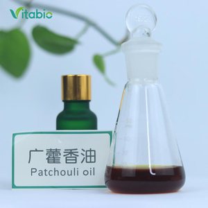 VitaBio Groothandel ODM OEM Voedingsmiddelenkwaliteit Plantenextract Patchouli Etherische Olie Vloeistof-Vast Extractie Vacuüm Verpakt - Product Image 1