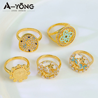 Nouveautés, bagues en laiton plaqué or 18 carats imperméables, design irrégulier, zircon, perle, pour femmes