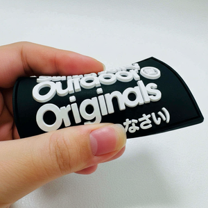 แพทช์อนิเมะเรซิ่น 3 มิติ แบบกำหนดเองสำหรับเสื้อผ้าผ้าแคนวาส |   ฉลากปลอดนิกเกิลที่เป็นมิตรกับสิ่งแวดล้อม |   โรงงานจีน OEM รูปดาว - Product Image 1