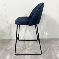 Chaises de bar modernes en métal à pieds hauts pour l'extérieur, l'hôtel, le restaurant, la maison, le bar, chaises de bar robustes avec siège en tissu velours, tabourets de bar de cuisine
