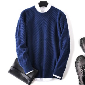 เสื้อสเวตเตอร์คอกลมแขนยาวสำหรับผู้ชายเสื้อถักลำลองสีพื้นใส่สบาย - Product Image 6