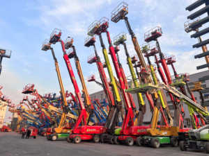 दूसरा हाथ 28 मीटर टेलीस्कोपिक बूम लिफ्ट का उपयोग किया गया निर्माण मशीनरी-मानव लिफ्ट हवाई कार्य मंच - Product Image 5