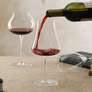 كأس نبيذ زجاجي كريستالي على شكل بصلة بتصميم عصري صديق للبيئة سعة 301-400 مل شفاف مصنوع يدويًا لحفلات الزفاف - Product Image 2