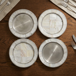 Assiette de présentation ronde artisanale en nacre incrustée, pour une mise en scène décorative de table - Product Image 3