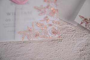 Patrón de lámina de oro rosa personalizado Papel vitela doblado Tarjeta de invitación de boda Chaquetas Envoltura para 5x7 Invitaciones Fiesta de quinceañera - Product Image 6