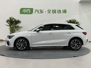 Auto Usate 2023 <span class=keywords><strong>Audi</strong></span> <span class=keywords><strong>A3</strong></span> Sportback <span class=keywords><strong>1.4</strong></span> <span class=keywords><strong>TFSI</strong></span> 35 Sport Prodotta in Cina Senza Incidenti Vernice Originale Auto a Benzina in Offerta Economica - Product Image 2