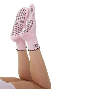 एंटी-स्लिप पाइलेट्स कस्टम एंटी-स्लिप स्पोर्ट्स पिंक स्पोर्ट्स मोजे ने कढ़ाई वाले लोगो प्यारा धनुष मोजे - Product Image 3