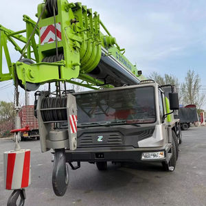 Grúa Móvil Zoomlion ZTC700T de 70T de Segunda Mano, Equipo de Elevación Pesada de Alta Eficiencia, Impulsado por Motor Weichai - Product Image 1