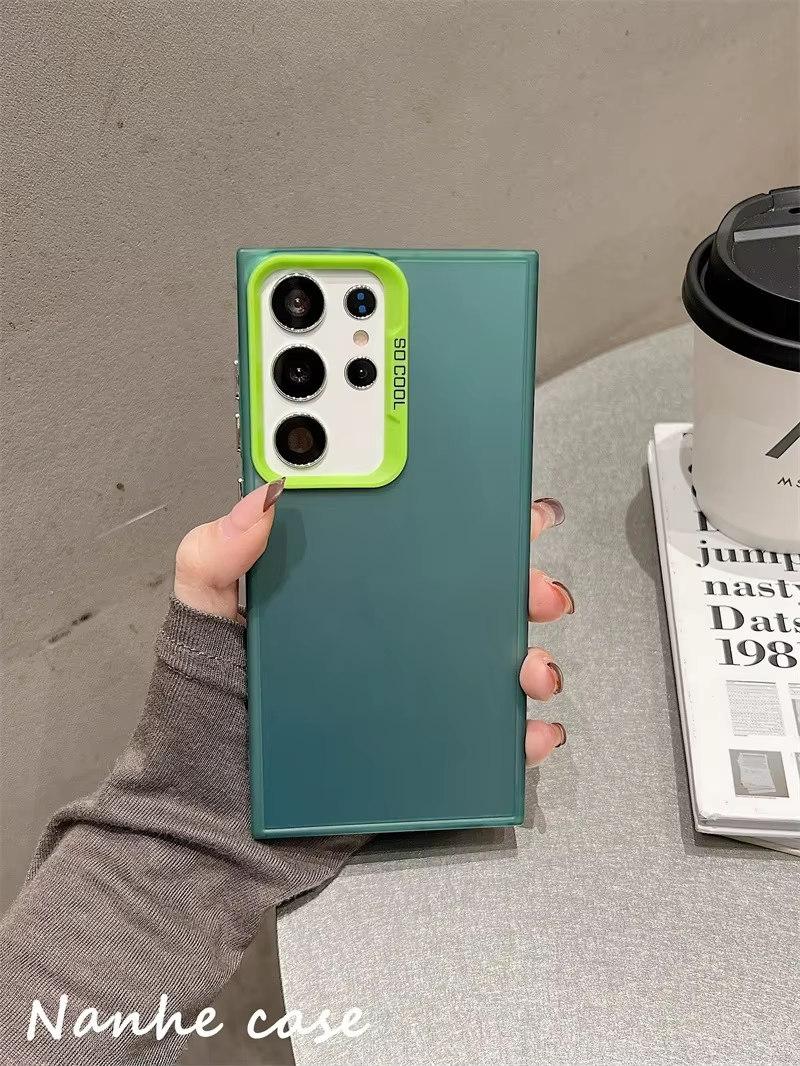 สีเขียวอ่อน