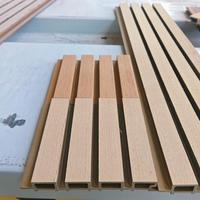Panneaux muraux imperméables BingJie, revêtements en WPC, panneaux muraux cannelés pour l'extérieur, pour une utilisation en extérieur