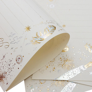 <span class=keywords><strong>Papier</strong></span> <span class=keywords><strong>à</strong></span> lettres <span class=keywords><strong>élégant</strong></span> haut de gamme <span class=keywords><strong>à</strong></span> bas prix, gaufré or, spécial pour les confessions et les lettres de la Saint-Valentin. - Product Image 1