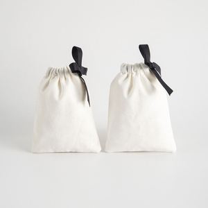 Sac de rangement pour bijoux en flanelle de coton, fourni directement par l'usine, avec fermeture à cordon, options multi-tailles, emballage de style tendance - Product Image 4