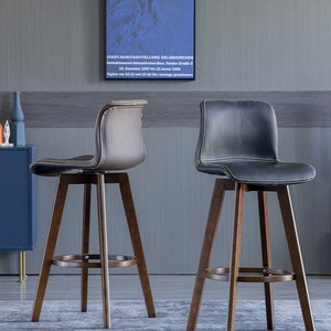 Tabouret <span class=keywords><strong>de</strong></span> <span class=keywords><strong>bar</strong></span> moderne en bois massif scandinave <span class=keywords><strong>de</strong></span> haute qualité pour la cuisine et les cafés, <span class=keywords><strong>chaises</strong></span> <span class=keywords><strong>de</strong></span> salle à manger rondes, MOQ <span class=keywords><strong>6</strong></span> - Product Image 3