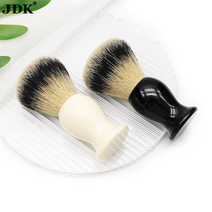 <span class=keywords><strong>Pas</strong></span> <span class=keywords><strong>cher</strong></span> Manche En Plastique Rasage Cou <span class=keywords><strong>Visage</strong></span> Duster Barber Nettoyage Cou Brosse Rasage Barber Outils - Product Image 6