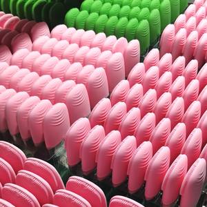 Nouvel appareil de nettoyage électrique en silicone pour le visage, brosse de massage et de lavage facial, beauté et hygiène - Product Image 4