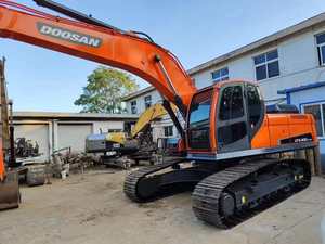 Used Doosan DX300/DX300C 30 Ton Wheeled Excavator Cummins Engine Low Working Hours (0-2000) 2.6m Bucket Capacity <b>Gear</b> - Product Image 3