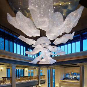 Grand lustre personnalisé moderne de fleurs de cristal de porcelaine pour la salle à manger de villa - Product Image 2