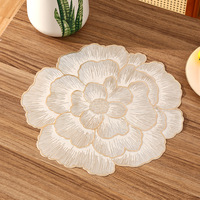 Nouvelle Arrivée Set de Table en PVC Motif Floral Décoratif Résistant à la Chaleur pour Dîner, Fêtes, Mariages, Noël