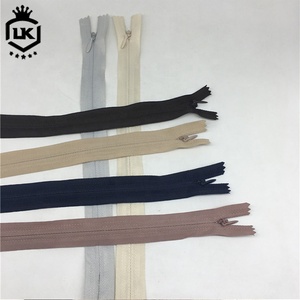LanKe Venta al por mayor No.3 Estuche de almacenamiento invisible Cremallera Cinta invisible Cremallera de <span class=keywords><strong>nylon</strong></span> para ropa Vestidos Prendas - Product Image 5